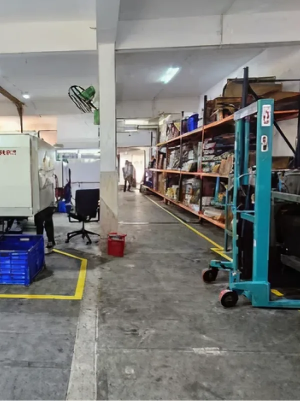 Injection moulding production for industrial components