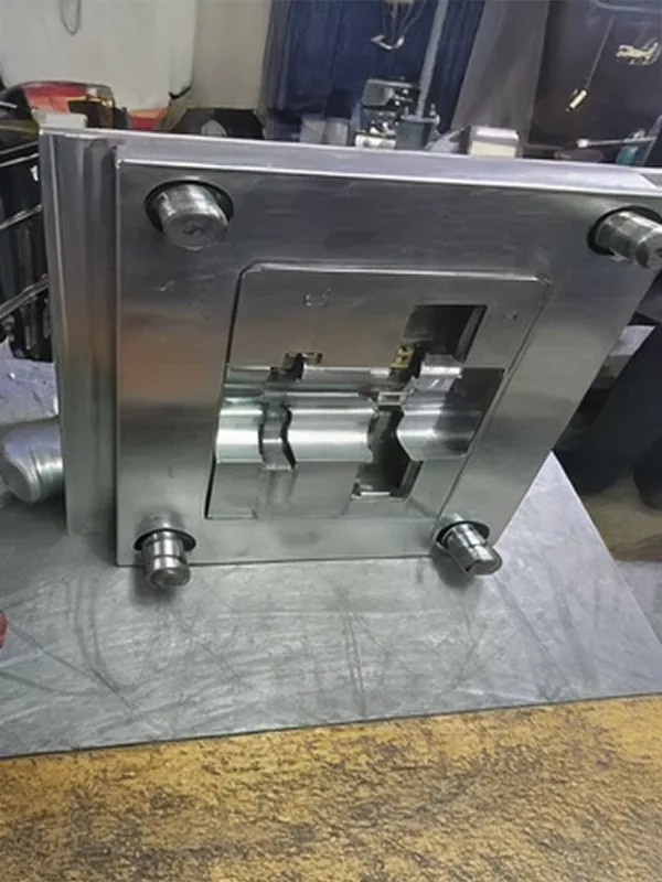 Tool room machining imagery 4 — Aaru Plastics